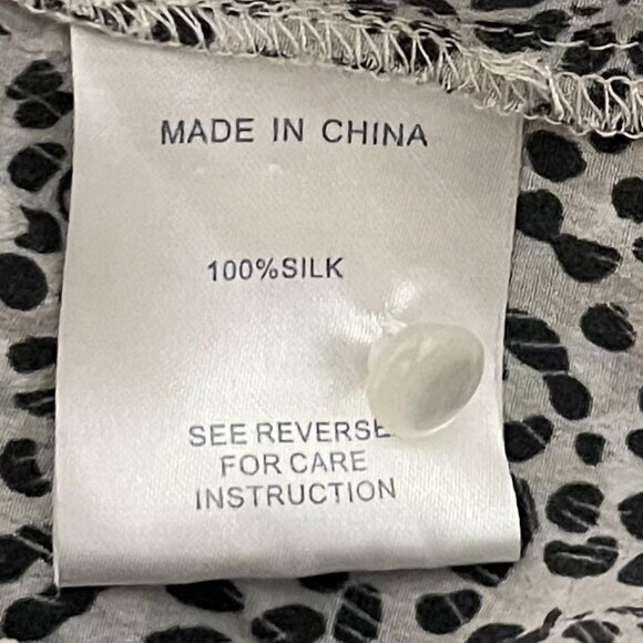 Tyler Boe Small Carson Long Sleeve Cheetah Animal Print Silk Blouse - Picture 7 of 8